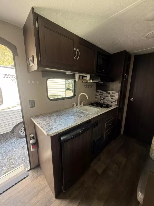 used Travel Trailers Keystone RV Springdale for sale, in Pikeville, KY Thumbnail 5