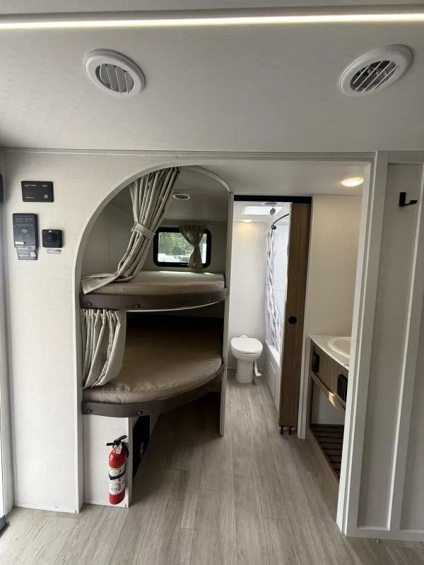 new Travel Trailers Forest River Wildwood X-Lite for sale, in Pikeville, KY Thumbnail 16