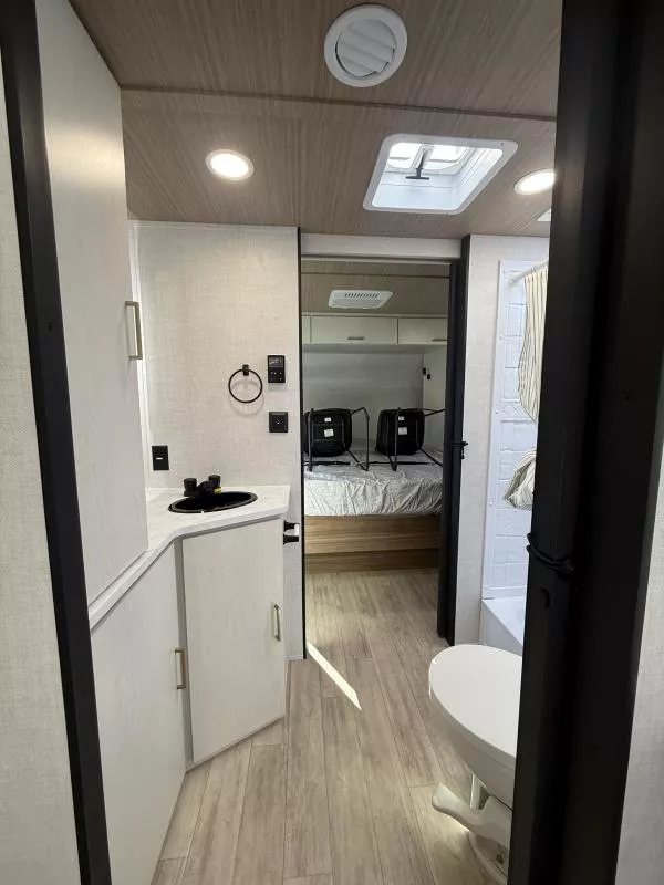 new Travel Trailers Forest River Vibe Extreme Lite for sale, in Pikeville, KY Thumbnail 9