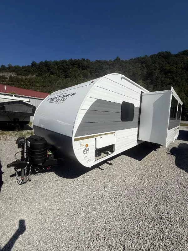 new Travel Trailers Forest River Wildwood X-Lite for sale, in Pikeville, KY Thumbnail 4