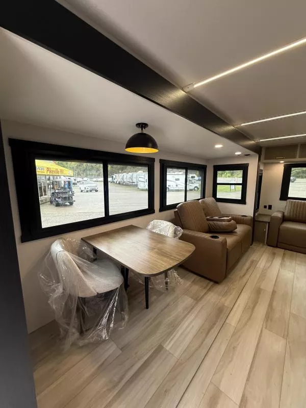 new Travel Trailers Forest River Wildwood Heritage Glen for sale, in Pikeville, KY Thumbnail 13