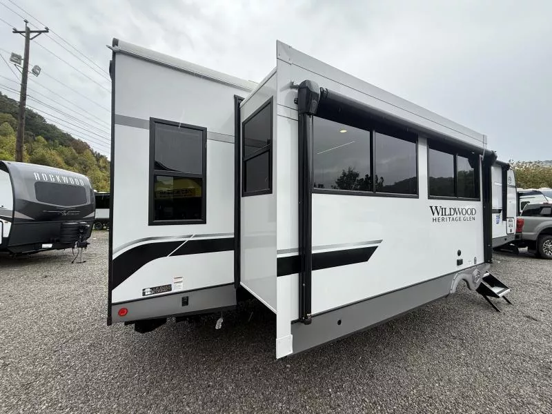 new Travel Trailers Forest River Wildwood Heritage Glen for sale, in Pikeville, KY Thumbnail 3
