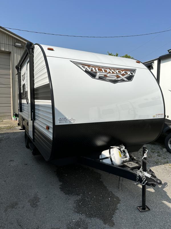2023 Forest River 24RLXL Wildwood XLite Travel Trailer Pikeville RV