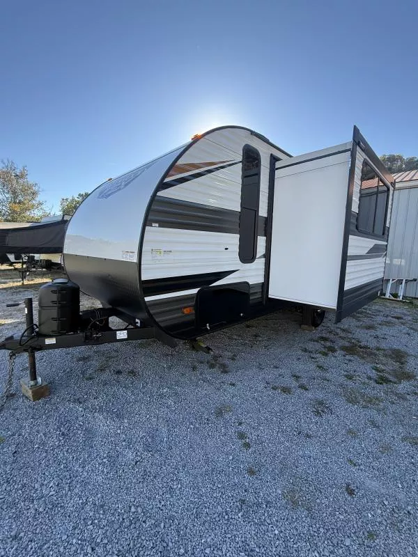 used Travel Trailers Forest River Wildwood FSX for sale, in Pikeville, KY Thumbnail 4