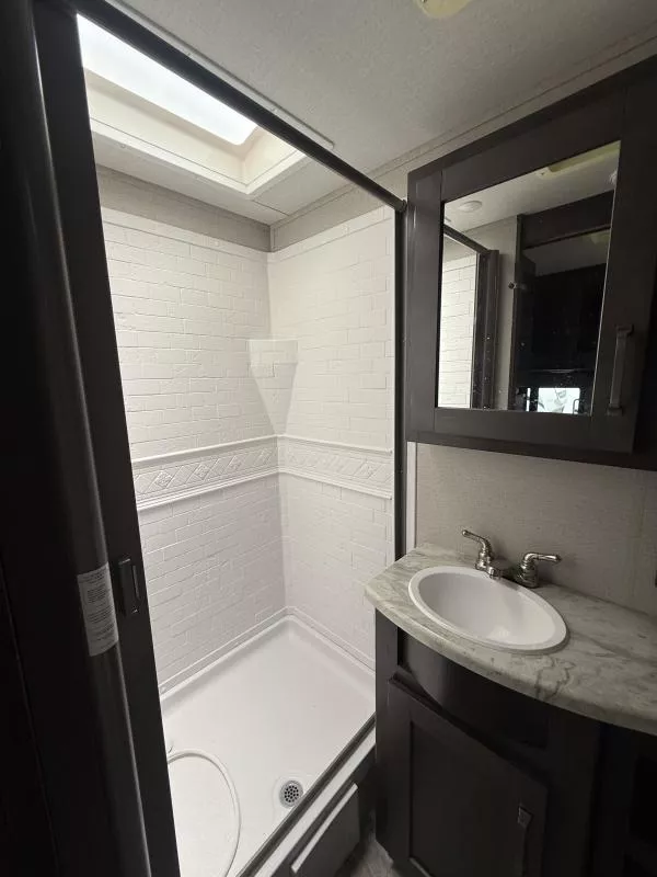 used Travel Trailers Grand Design RV Transcend Xplor for sale, in Pikeville, KY Thumbnail 11