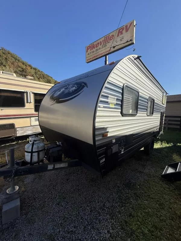 used Travel Trailers Forest River Cherokee Wolf Pup for sale, in Pikeville, KY Thumbnail 4