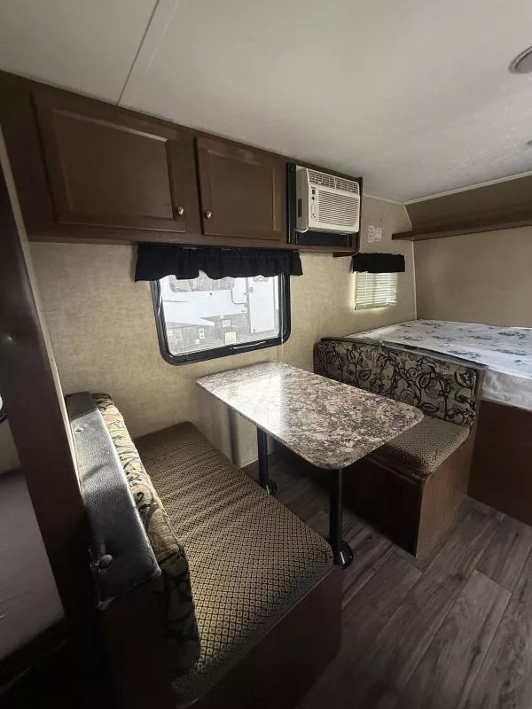 used Travel Trailers Keystone RV Hideout for sale, in Pikeville, KY Thumbnail 7