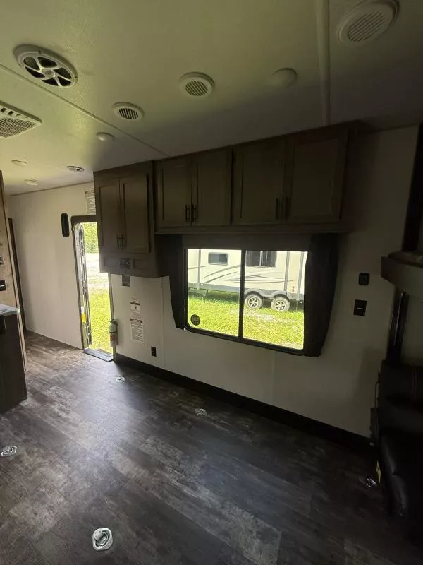 used Travel Trailers Forest River Wolf Pack for sale, in Pikeville, KY Thumbnail 9