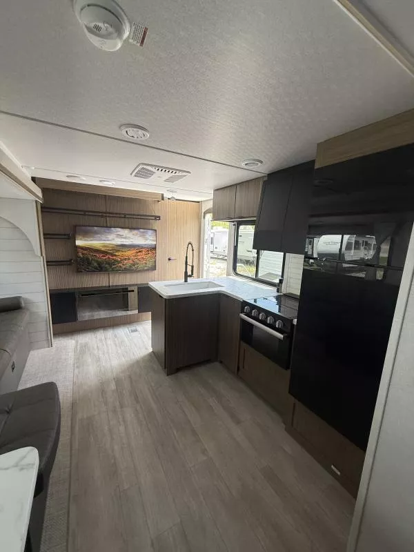 new Travel Trailers Forest River Wildwood for sale, in Pikeville, KY Thumbnail 8