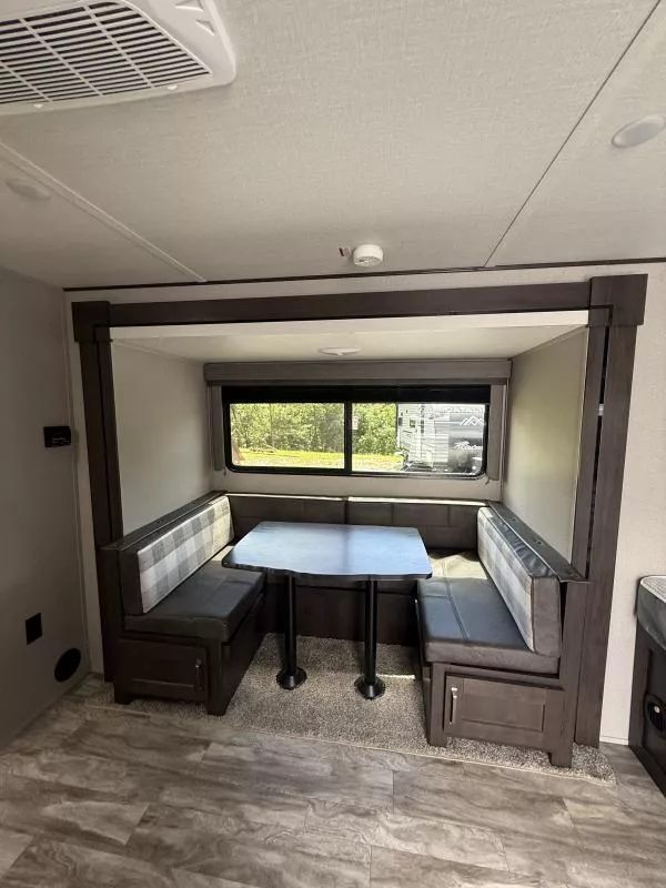 used Travel Trailers Grand Design RV Transcend Xplor for sale, in Pikeville, KY Thumbnail 7