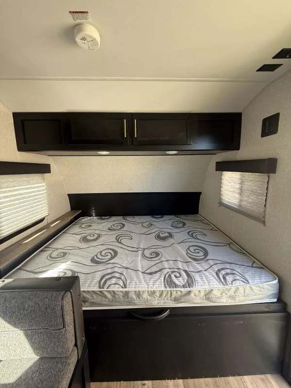 used Travel Trailers Forest River Cherokee Wolf Pup for sale, in Pikeville, KY Thumbnail 8