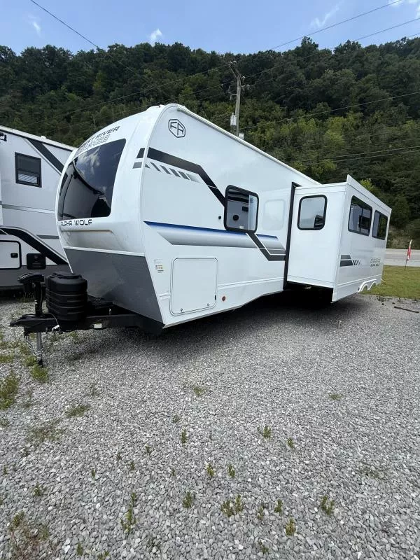 new Travel Trailers Forest River Alpha Wolf for sale, in Pikeville, KY Thumbnail 4
