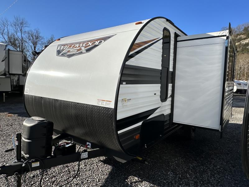 2024 Forest River 178BHSK Wildwood FSX Travel Trailer Pikeville RV