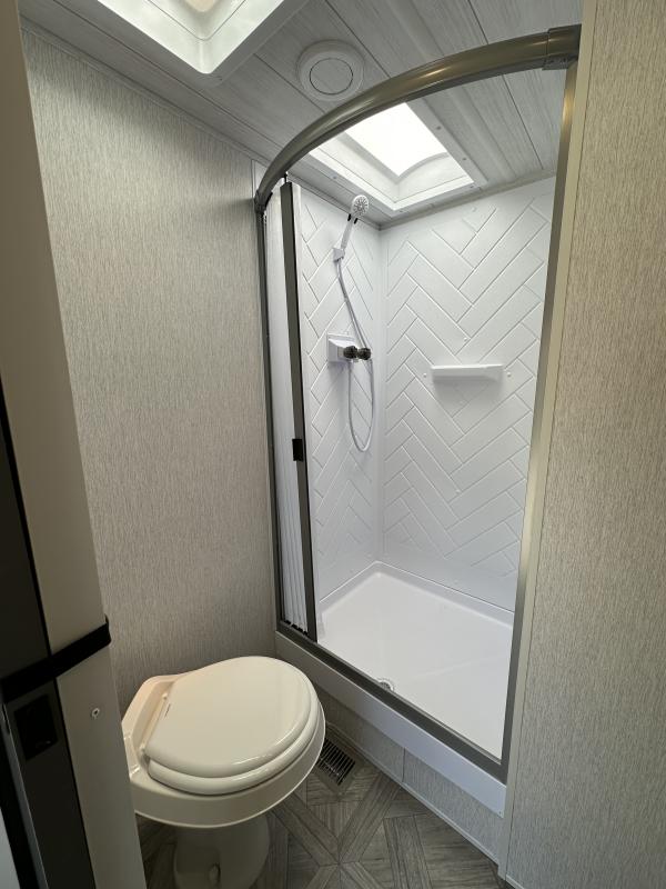 new Travel Trailers Forest River Wildwood for sale, in Pikeville, KY Thumbnail 13