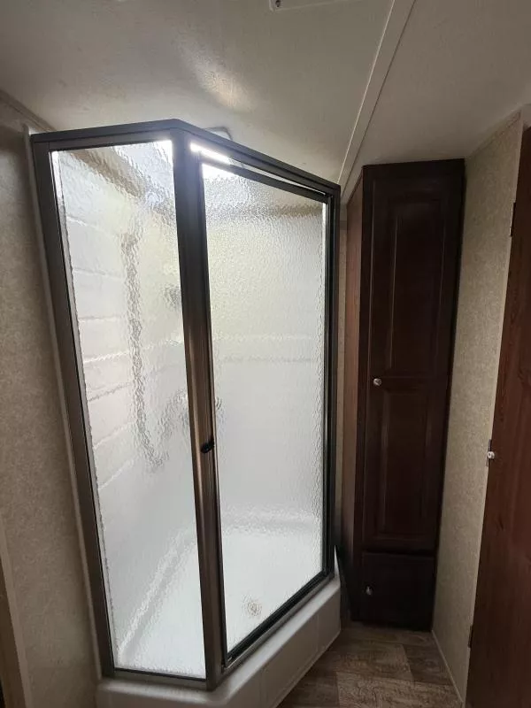 used Travel Trailers Forest River Rockwood Signature Ultra Lite for sale, in Pikeville, KY Thumbnail 8