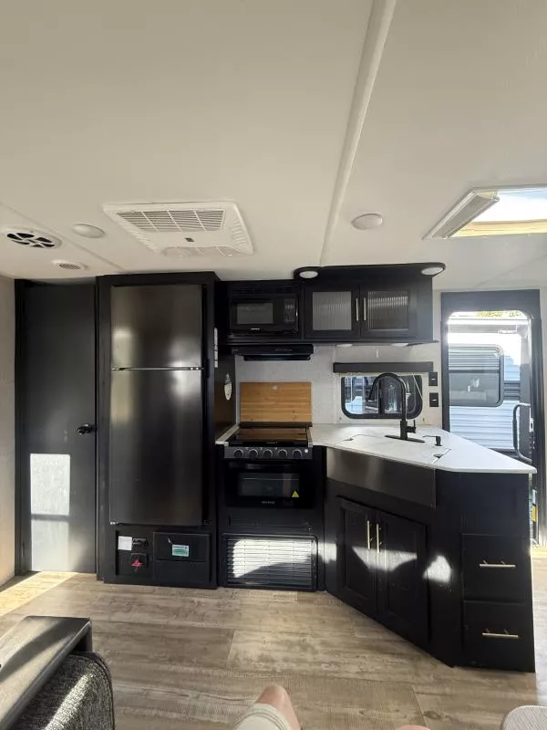 used Travel Trailers Forest River Grey Wolf for sale, in Pikeville, KY Thumbnail 6