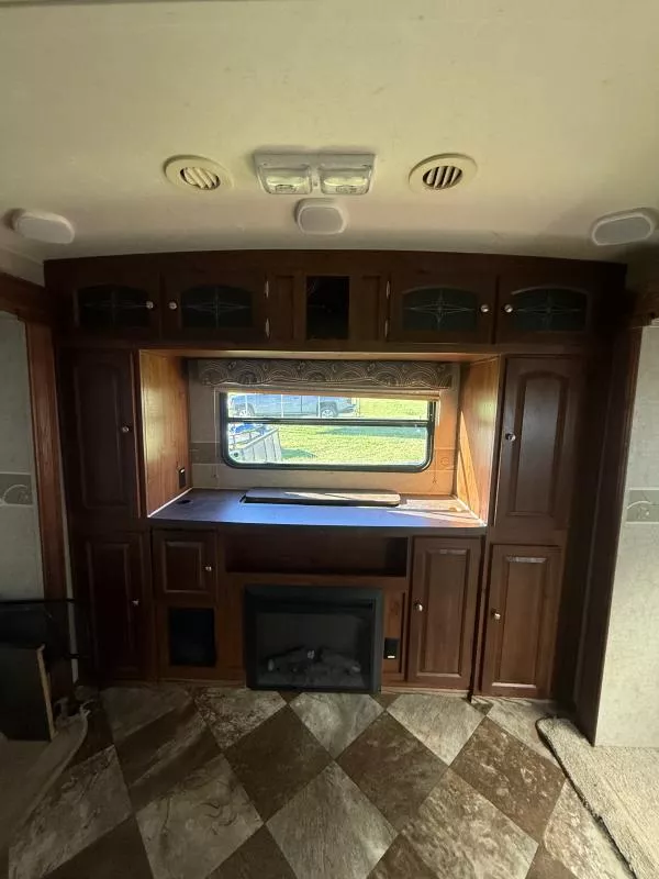 used Travel Trailers Forest River Windjammer for sale, in Pikeville, KY Thumbnail 10