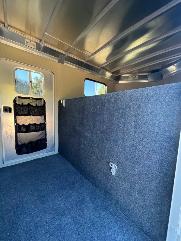 used Horse Trailers Logan Coach Trailers  for sale, in Thousand Oaks, CA Thumbnail 9