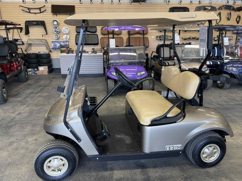 2017 E-Z-GO Electric TXT Golf Cart 2017 E-Z-GO Electric TXT Golf Cart