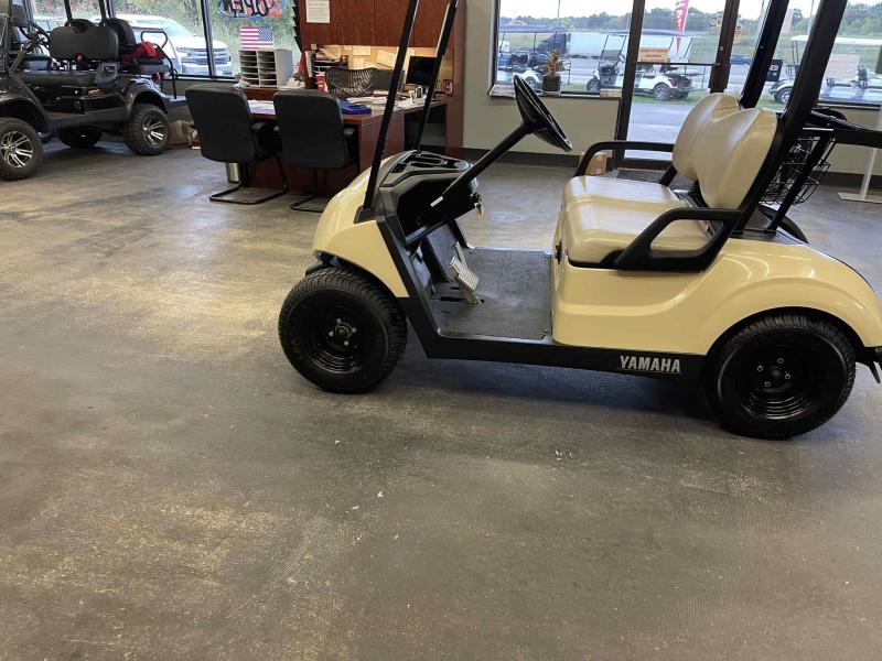 2017 Yamaha Drive 2 Electric Golf Cart 2017 Yamaha Drive 2 Electric Golf Cart