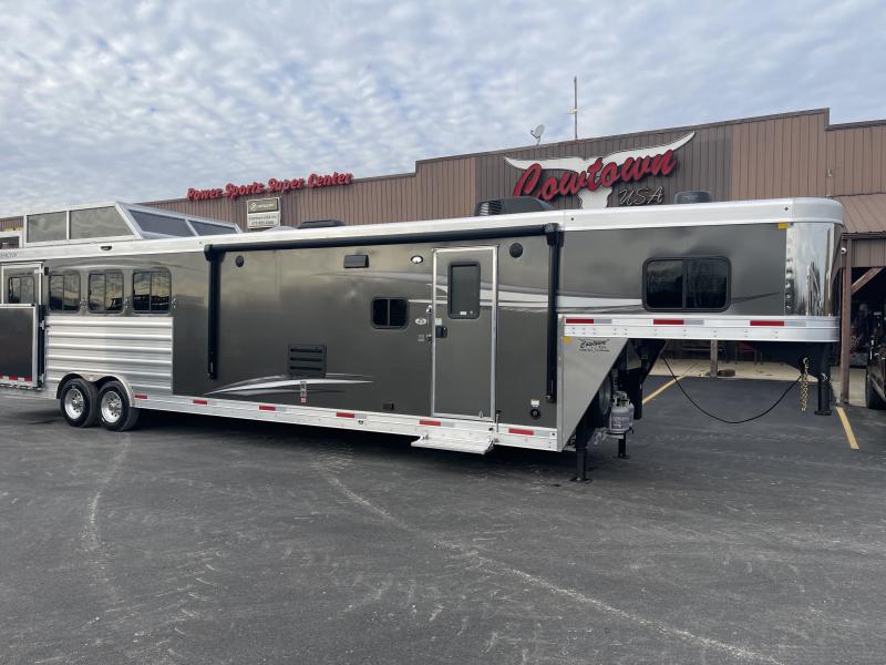 new Horse Trailers Merhow Trailers  for sale, in Cuba, MO Thumbnail 4