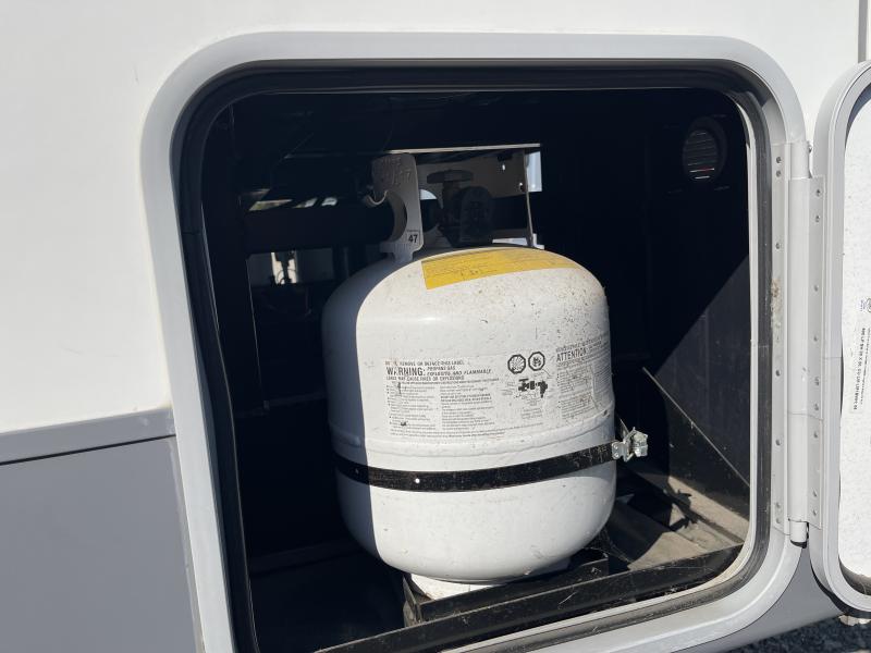 used Fifth Wheel Trailers Highland Ridge RV Open Range Light for sale, in Cuba, MO Thumbnail 30