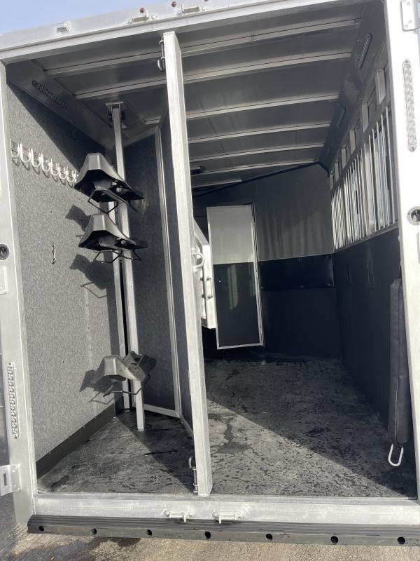 new Horse Trailers Merhow Trailers  for sale, in Cuba, MO Thumbnail 8