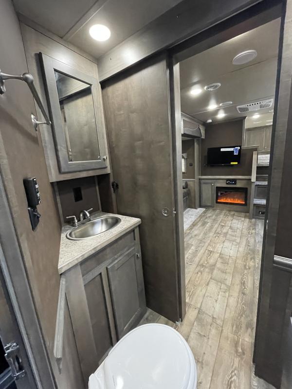 new Horse Trailers Merhow Trailers  for sale, in Cuba, MO Thumbnail 6