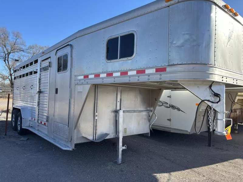 1998 Featherlite 8413 Stock / Stock Combo Trailer