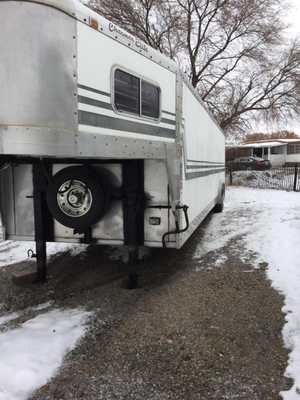 1991 Charmac Trailers cargo Enclosed Cargo Trailer 1991 Charmac Trailers cargo Enclosed Cargo Trailer