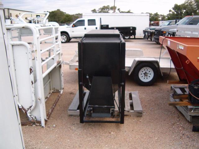 Welker Feeder w/ Electric Plug Kit Welker Feeder w/ Electric Plug Kit