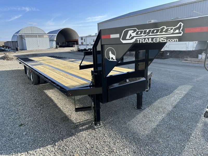 2025 Coyote Trailers GN29HYD Equipment Trailer