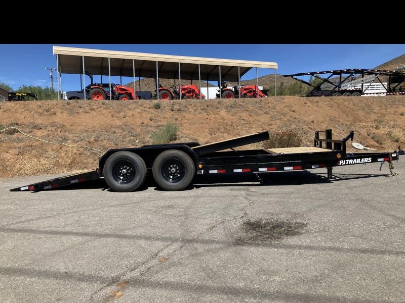2023 PJ Trailers T6202 Tilt 2023 PJ Trailers T6202 Tilt