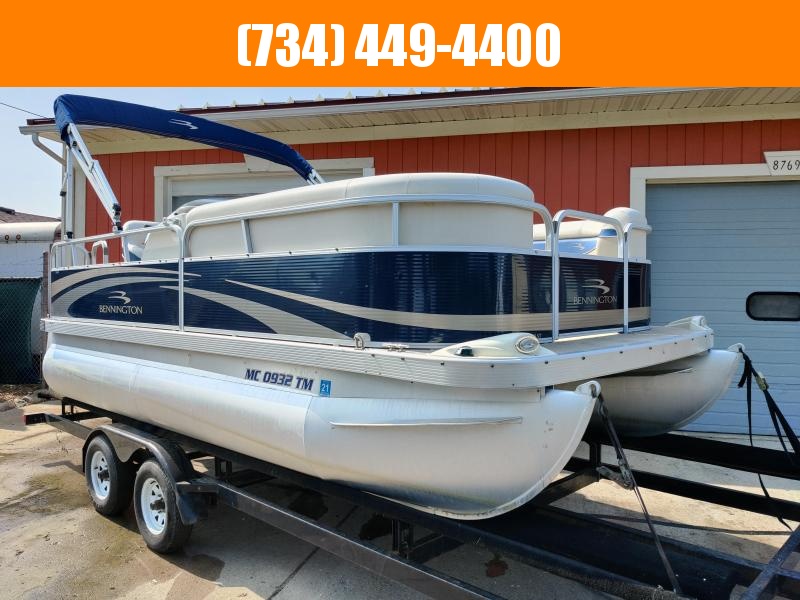 2012 Bennington 17ST 17ft w 40hp Mercury 4 Stroke 100hrs! Pontoon Boat 2012 Bennington 17ST 17ft w 40hp Mercury 4 Stroke 100hrs! Pontoon Boat