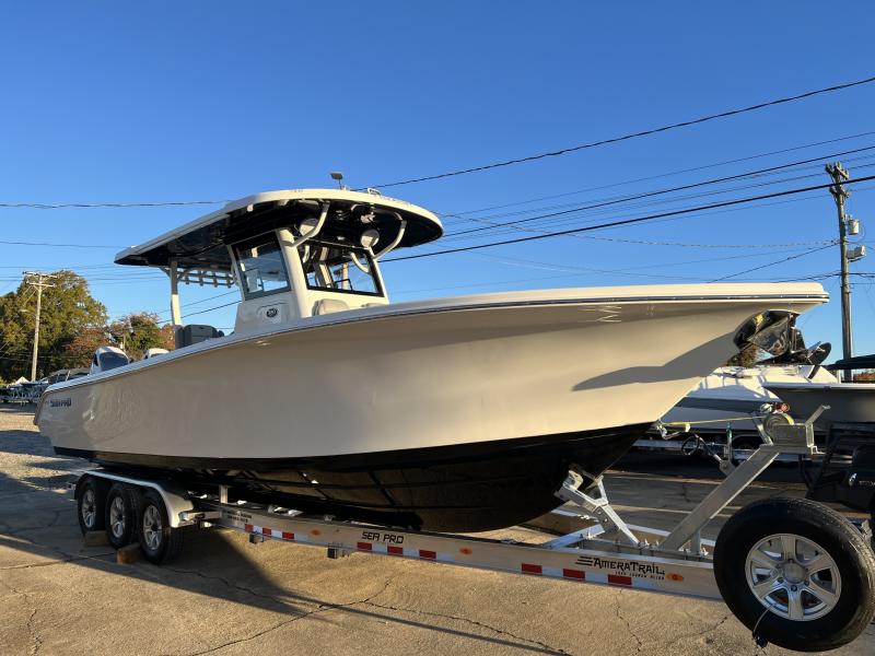 2023 Sea Pro 320 DLX Center Console 2023 Sea Pro 320 DLX Center Console
