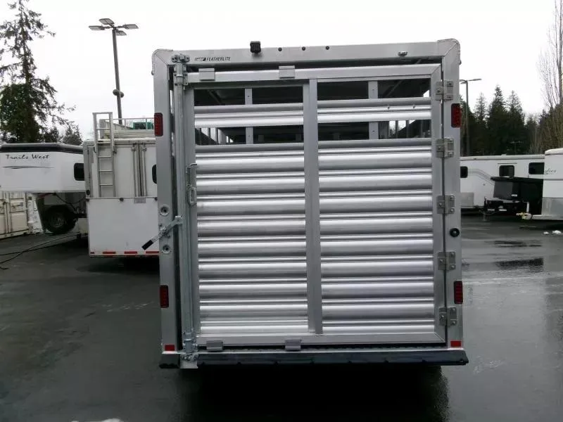 2025 Featherlite