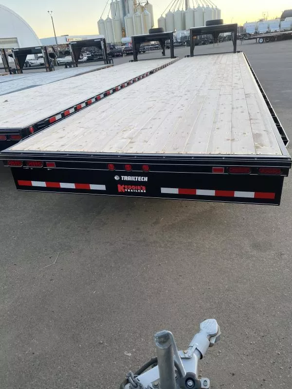 new Equipment / Flatbed Trailers Trailtech Trailers  for sale, in Grande Prairie, AB Thumbnail 3