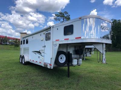 2011 Exiss Trailers 3 horse with 8' lq Horse Trailer 2011 Exiss Trailers 3 horse with 8' lq Horse Trailer