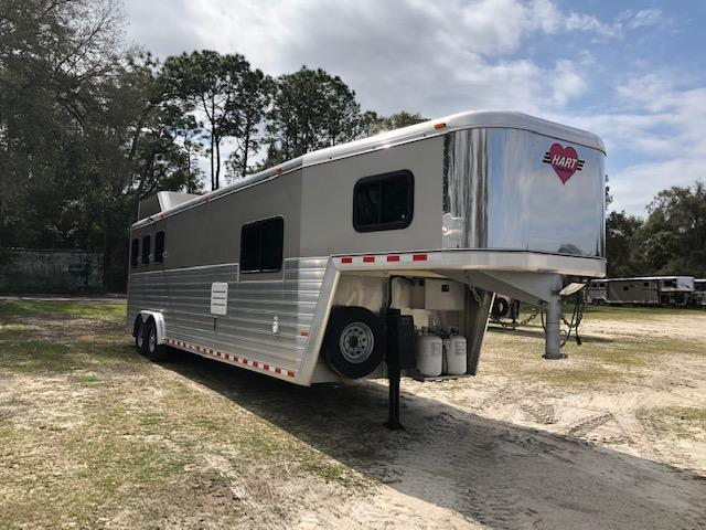 2012 Hart 8 wide 3 horse w/12' lq Horse Trailer 2012 Hart 8 wide 3 horse w/12' lq Horse Trailer