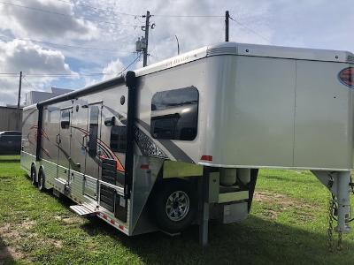 2019 Sundowner Trailers Sundowner 22' cargo area with 10' living area Toy Hauler RV 2019 Sundowner Trailers Sundowner 22' cargo area with 10' living area Toy Hauler RV