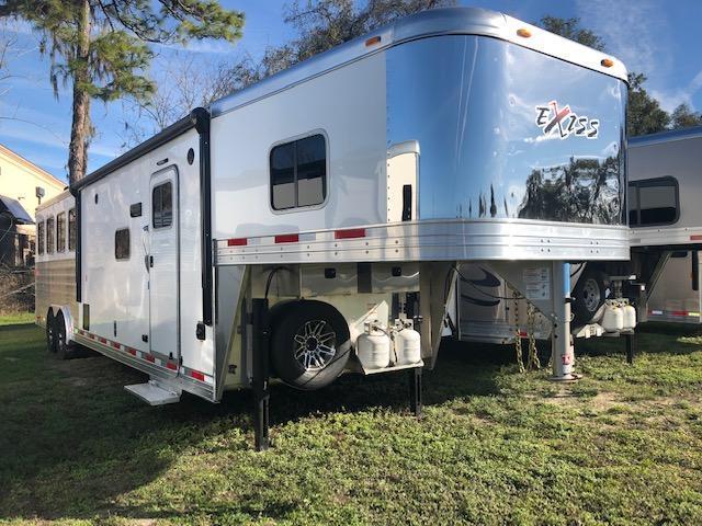 2021 Exiss Trailers 8' wide 4 horse w/10' lq Horse Trailer 2021 Exiss Trailers 8' wide 4 horse w/10' lq Horse Trailer