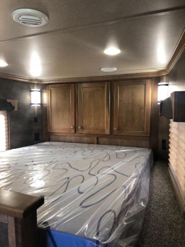 2023 Merhow Trailers 8' wide 3 horse w/ 16' lq slide Horse Trailer