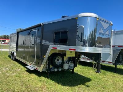 2022 Merhow Trailers 8' wide 3 horse w/12'lq Horse Trailer 2022 Merhow Trailers 8' wide 3 horse w/12'lq Horse Trailer