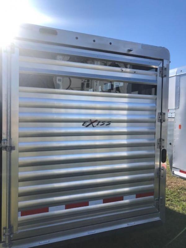 2022 Exiss Trailers 3 horse bumper pull with dressing room (model CXF