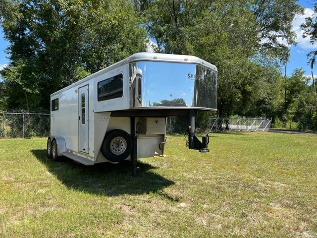 2005 Shadow Trailers 2 horse w/ weekender Horse Trailer 2005 Shadow Trailers 2 horse w/ weekender Horse Trailer