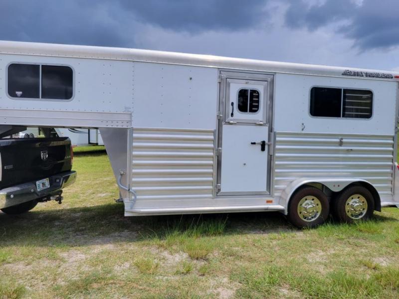 Used Elite Horse trailers for sale