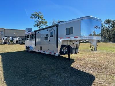 2021 Exiss Trailers 4 horse w/10' lq and generator Horse Trailer 2021 Exiss Trailers 4 horse w/10' lq and generator Horse Trailer