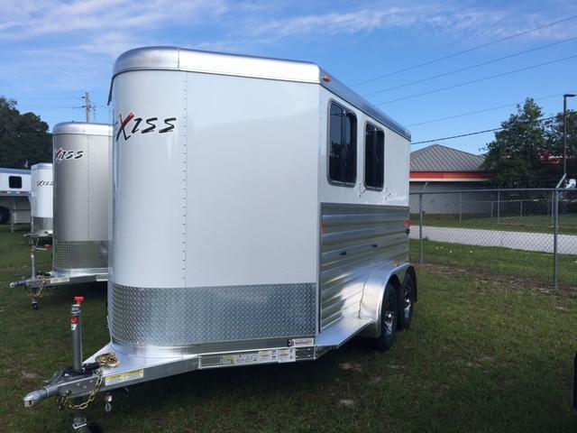 2021 Exiss Trailers 2 horse slant XT with dressing room Horse Trailer 2021 Exiss Trailers 2 horse slant XT with dressing room Horse Trailer