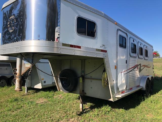 2002 Exiss Trailers 3 horse gooseneck w/dressing room Horse Trailer 2002 Exiss Trailers 3 horse gooseneck w/dressing room Horse Trailer