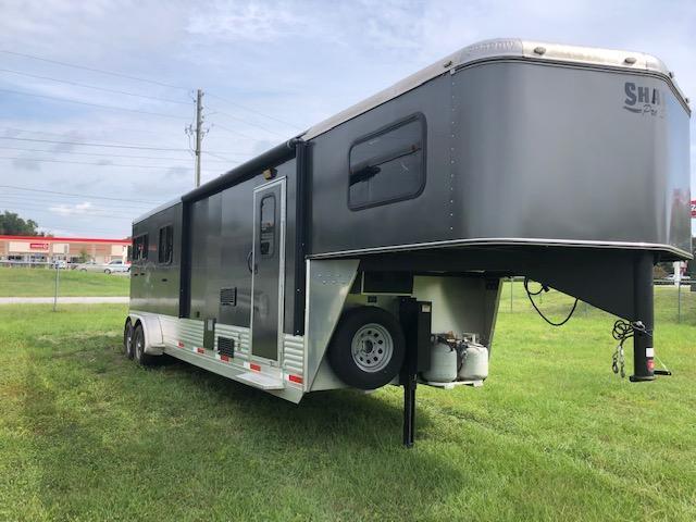 2017 Shadow Trailers 2 horse with 9' lq Horse Trailer 2017 Shadow Trailers 2 horse with 9' lq Horse Trailer